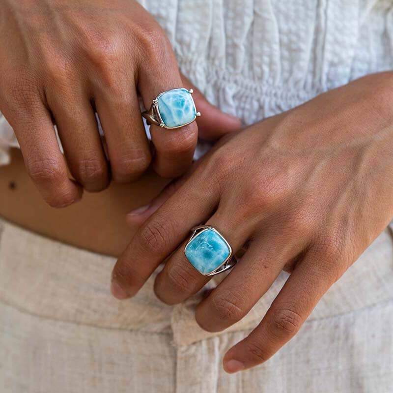 Dive into the Depths of Beauty: Unveiling the Mysterious Gemstone, Larimar