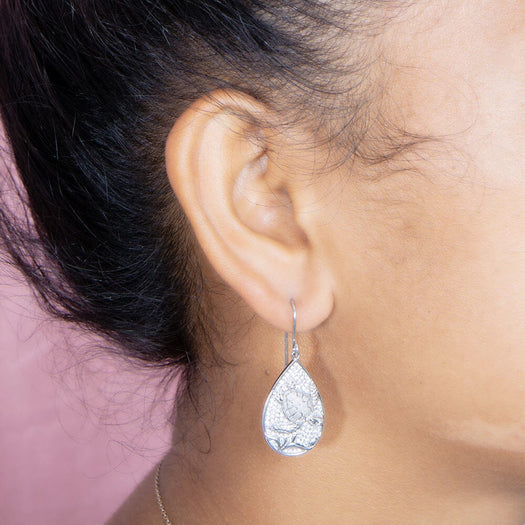 Pavé Honu Teardrop Earrings Earrings Island by Koa Nani 