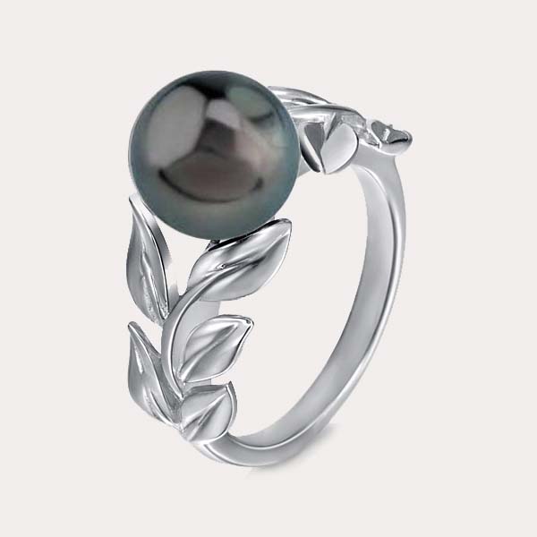 Tahitian pearl collection featuring a black Tahitian pearl set on a silver ring with Maile leaf engraving