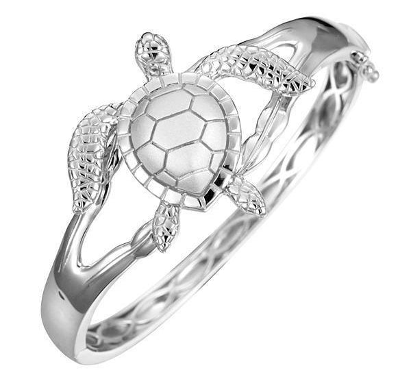 The picture shows a 925 sterling silver sea turtle bangle.