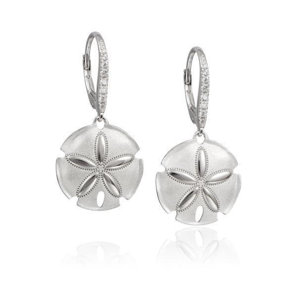 The picture shows a pair of 925 sand dollar earrings with cubic zirconia.