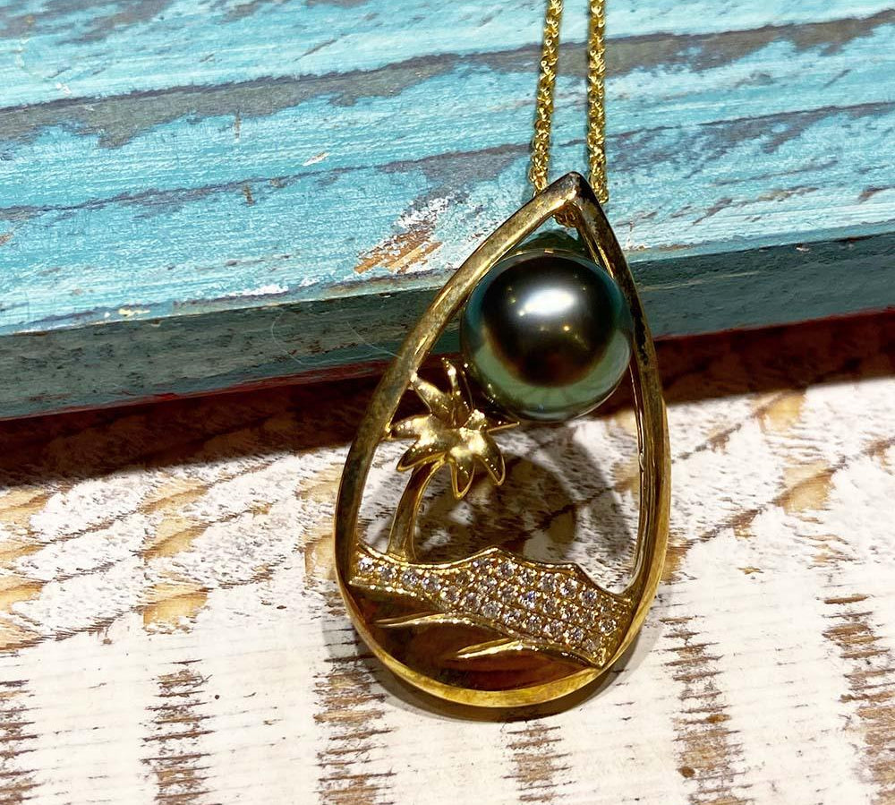 Tahitian Pearl Diamond Head Pendant Pendant Island by Koa Nani 